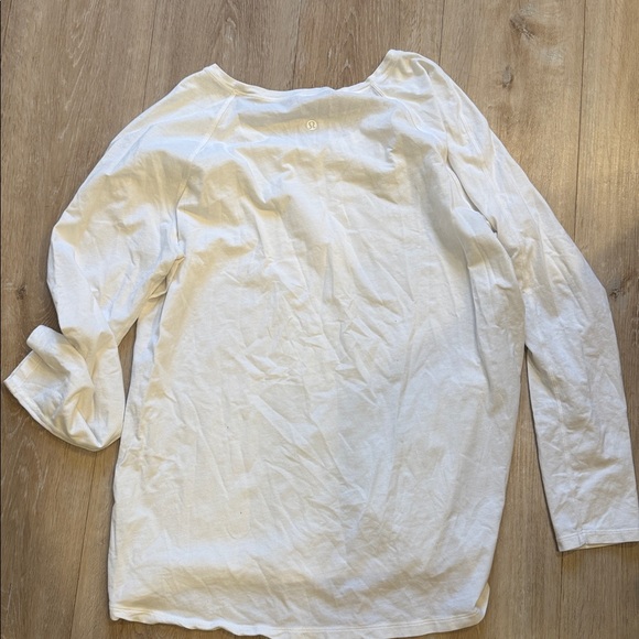 Lululemon long sleeve top - Picture 3 of 4